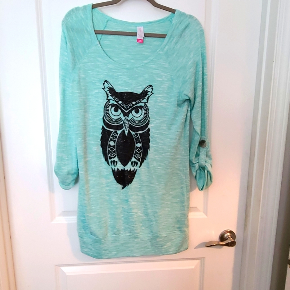 Teal green light weight Owl sweater 3/4 sleeves